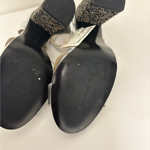 Elegant Silver Block Heel Sandals - Picture 2 of 6